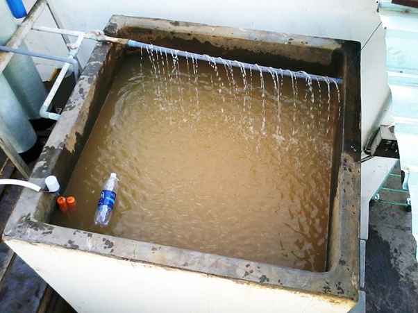 Bể lọc nước giếng khoan gia đ&igrave;nh kiểu truyền thống