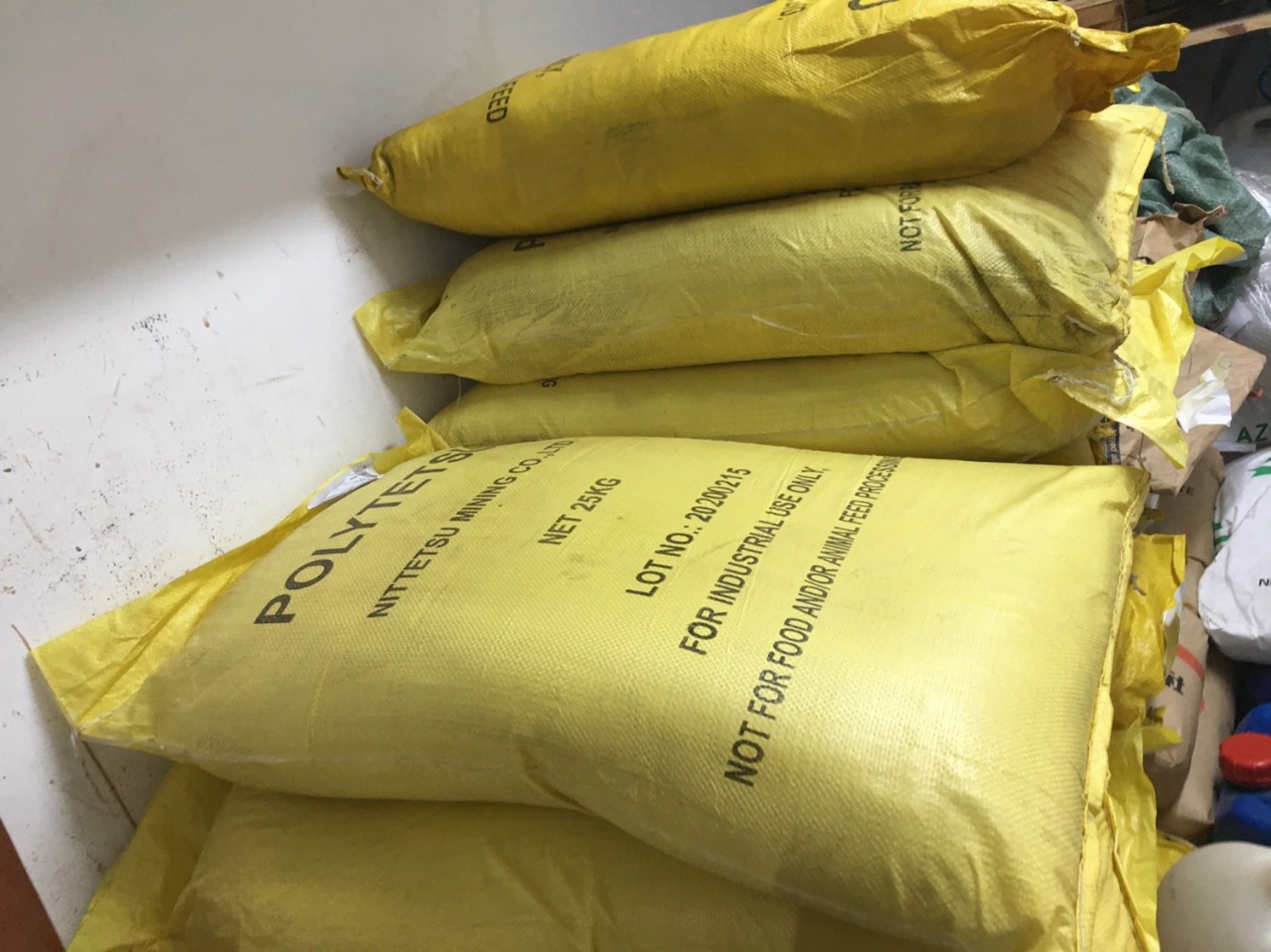 Hóa chất Polytetsu giúp chất thải keo tụ nhanh chóng