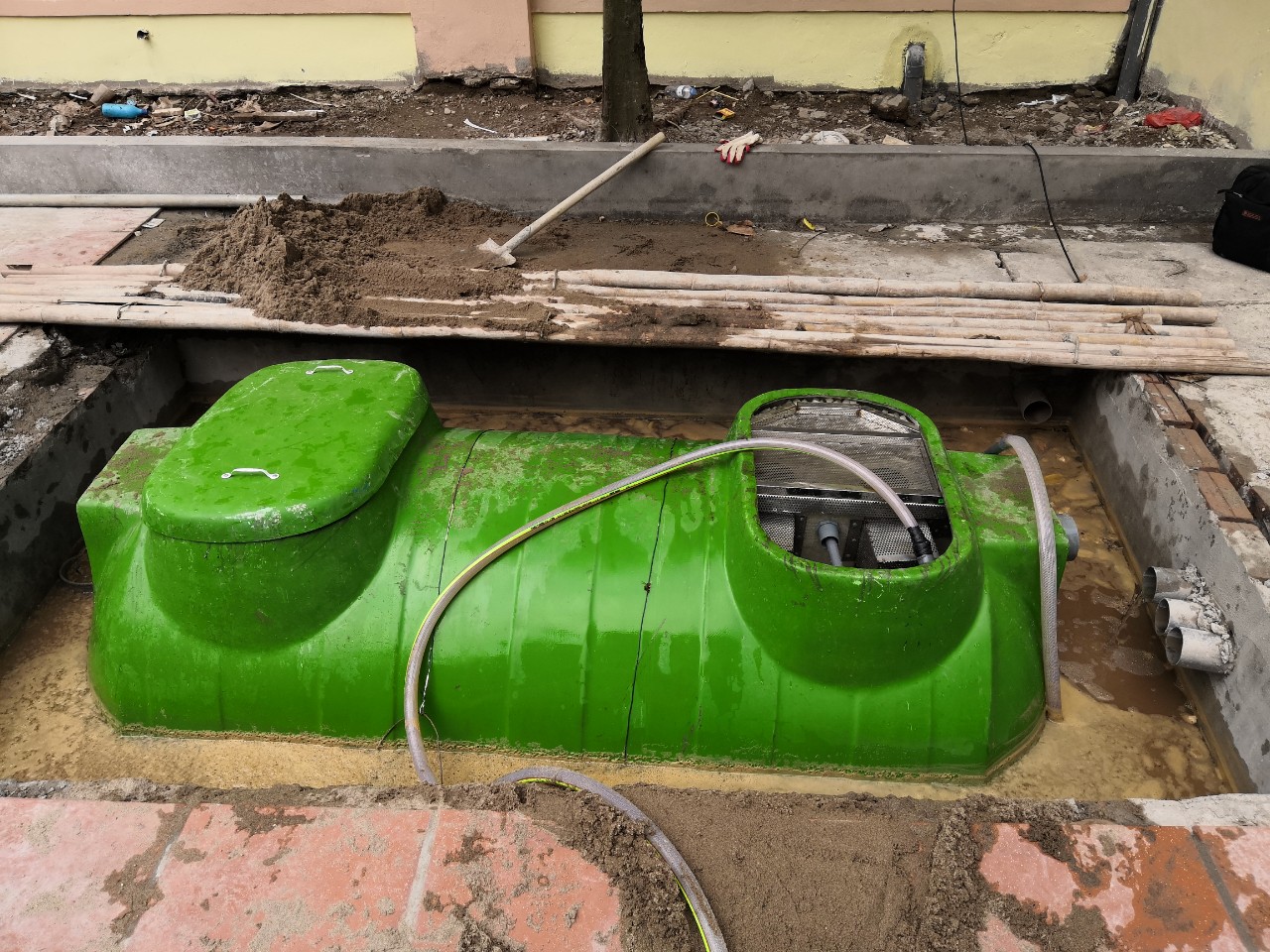 xử lý nước thải trạm y tế