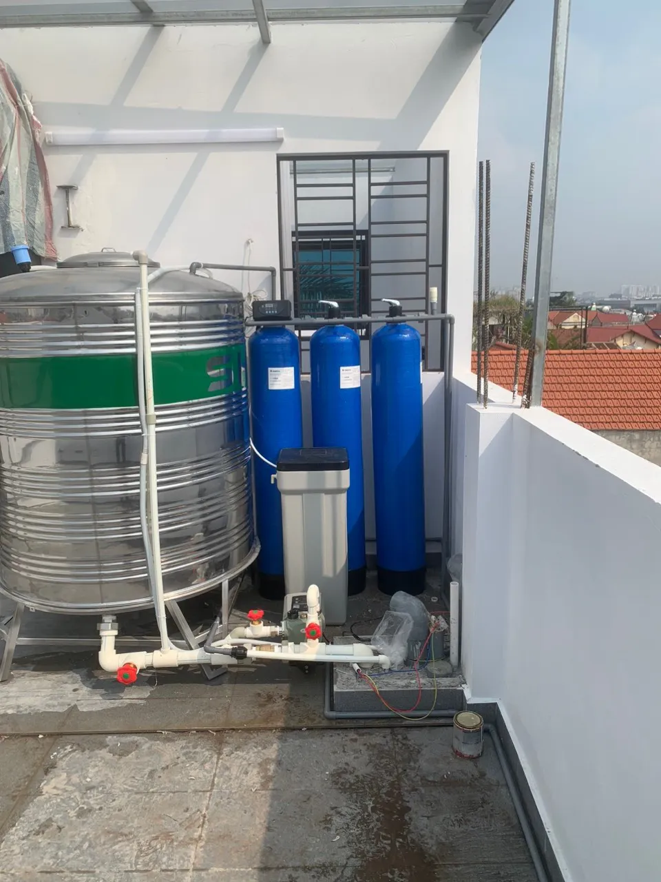 hệ thống lọc tổng đầu nguồn 3 cột composite