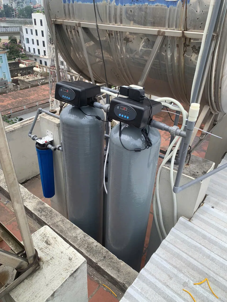 thay lõi lọc tổng